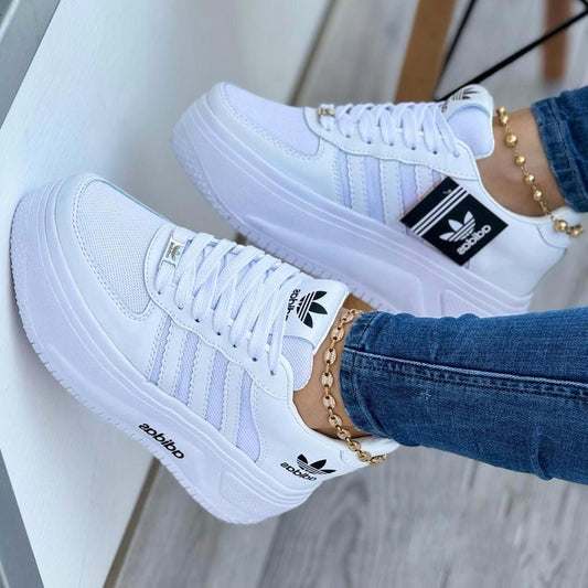 ¡Las Zapatillas Femeninas que Revolucionan Tu Estilo y Comodidad!
